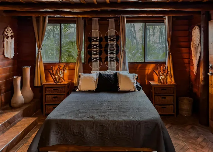 Anand Ecoaldea Lodge *
