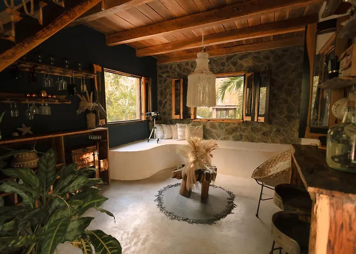 Anand Ecoaldea Lodge