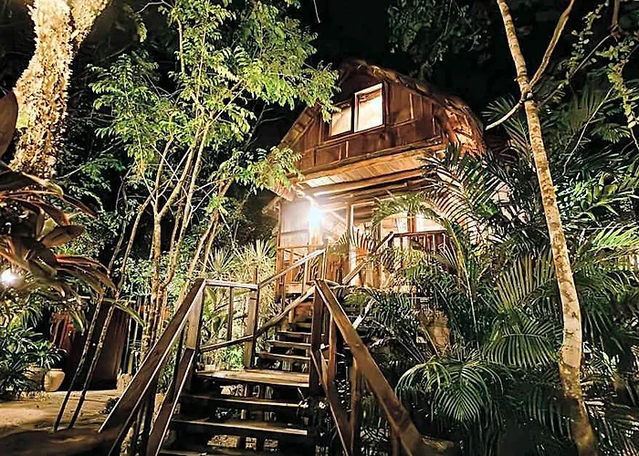 Lodge Anand Ecoaldea *