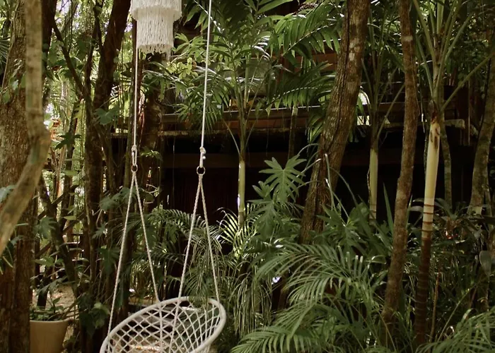 Lodge Anand Ecoaldea
